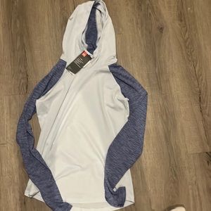 NWT under armour pullover
